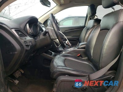 Zdjęcie 7 z 14 samochodu: 2018 DODGE JOURNEY CROSSROAD VIN:3C4PDDGG4JT197207 - miniatura