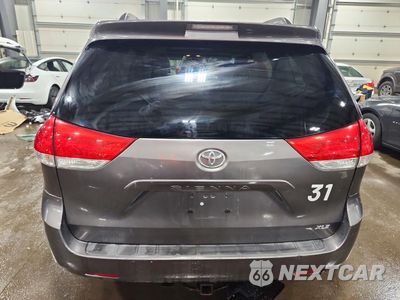 Zdjęcie 6 z 12 samochodu: 2011 TOYOTA SIENNA XLE 8-PASSENGER VIN:5TDYK3DC3BS123763 - miniatura