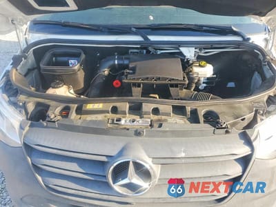 Zdjęcie 12 z 13 samochodu: 2022 MERCEDES BENZ SPRINTER 1500 UTILITY / SERVICE VAN VIN:W1Y70BGYXNT089387 - miniatura
