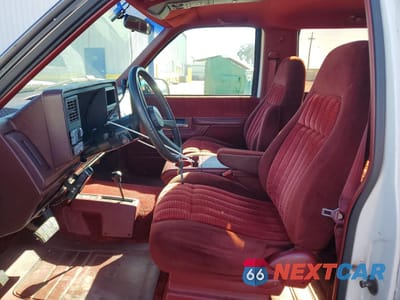 Zdjęcie 7 z 12 samochodu: 1993 CHEV TAHOE C1500 VIN:1GNEK18K1PJ375791 - miniatura