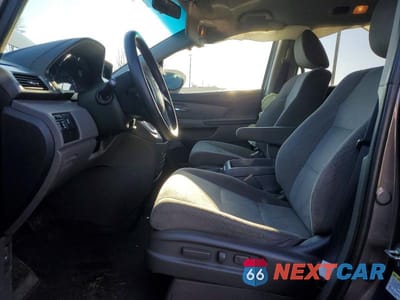 Zdjęcie 7 z 13 samochodu: 2016 HONDA ODYSSEY SE VIN:5FNRL5H36GB091426 - miniatura