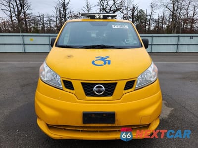 Piąte zdjęcie samochodu w środku: 2017 NISSAN NV200 TAXI VIN:3N8CM0JTXHK707450 - miniatura