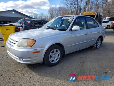 2005 HYUNDAI ACCENT GLS KMHCG45CX5U598645 - główne zdjęcie licytacji z USA - miniatura