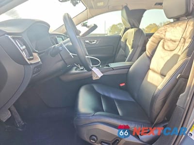 Zdjęcie 7 z 13 samochodu: 2022 VOLVO S60 T8 RECHARGE R-DESIGN EXPRESSIO VIN:7JRBR0FZ9NG162875 - miniatura
