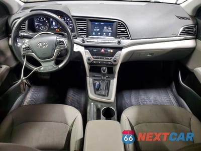 Zdjęcie 8 z 12 samochodu: 2018 HYUNDAI ELANTRA VALUE EDITION VIN:5NPD84LF0JH396078 - miniatura