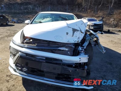 Piąte zdjęcie samochodu w środku: 2024 HYUNDAI SONATA SEL VIN:KMHL64JA3RA404410 - miniatura