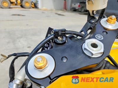 Zdjęcie 8 z 9 samochodu: 2006 YAMAHA YZFR1 VIN:JYARN15E06A007094 - miniatura