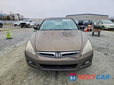 Piąte zdjęcie samochodu w środku: 2006 HONDA ACCORD EX VIN:1HGCM56766A040784 - miniatura