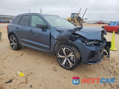 Czwarte zdjęcie samochodu z boku: 2025 VOLVO XC60 ULTRA VIN:YV4H60RM7S1164928 - miniatura