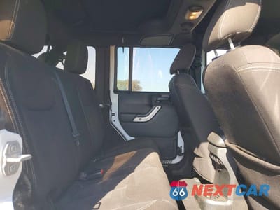 Zdjęcie 10 z 11 samochodu: 2017 JEEP WRANGLER UNLIMITED SAHARA VIN:1C4BJWEG6HL629948 - miniatura
