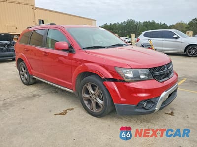 Czwarte zdjęcie samochodu z boku: 2018 DODGE JOURNEY CROSSROAD VIN:3C4PDCGG8JT156539 - miniatura