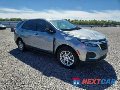Czwarte zdjęcie samochodu z boku: 2023 CHEVROLET EQUINOX LS VIN:3GNAXHEG5PL175966 - miniatura