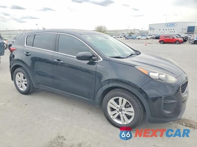 Czwarte zdjęcie samochodu z boku: 2017 KIA SPORTAGE LX VIN:KNDPM3AC5H7168457 - miniatura