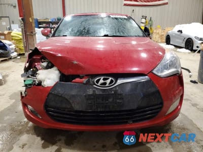 Piąte zdjęcie samochodu w środku: 2013 HYUNDAI VELOSTER BASE VIN:KMHTC6ADXDU084816 - miniatura