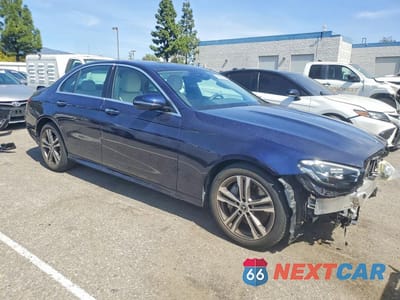 Czwarte zdjęcie samochodu z boku: 2021 MERCEDES-BENZ E 350 VIN:W1KZF8DB0MA967701 - miniatura