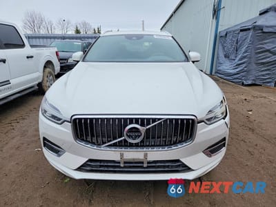 Piąte zdjęcie samochodu w środku: 2018 VOLVO XC60 T8 VIN:YV4BR0DL4J1116510 - miniatura