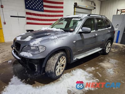 2013 BMW X5 XDRIVE35D 5UXZW0C55D0B91421 - główne zdjęcie licytacji z USA - miniatura