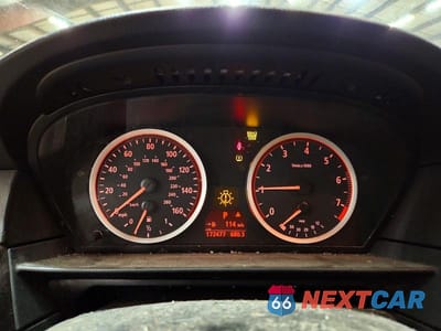 Zdjęcie 9 z 12 samochodu: 2006 BMW 530 XI VIN:WBANF73536CG69858 - miniatura