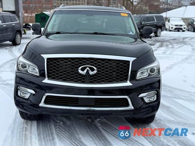 Piąte zdjęcie samochodu w środku: 2017 INFINITI QX80 BASE VIN:JN8AZ2NE9H9154342 - miniatura