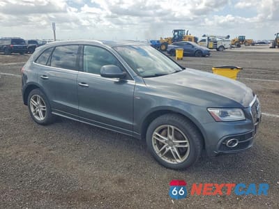 Czwarte zdjęcie samochodu z boku: 2015 AUDI Q5 PREMIUM PLUS VIN:WA1DGAFP6FA054231 - miniatura