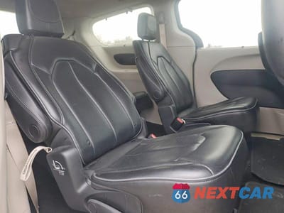 Zdjęcie 11 z 14 samochodu: 2018 CHRYSLER PACIFICA LIMITED VIN:2C4RC1GG3JR334389 - miniatura