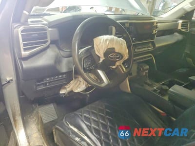 Zdjęcie 8 z 12 samochodu: 2022 TOYOTA TUNDRA SR5 VIN:5TFLA5DA9NX036813 - miniatura