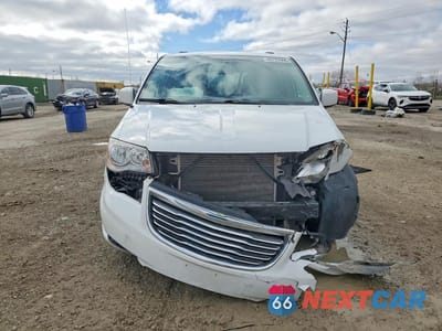 Piąte zdjęcie samochodu w środku: 2016 CHRYSLER TOWN & COUNTRY TOURING VIN:2C4RC1BG6GR138415 - miniatura