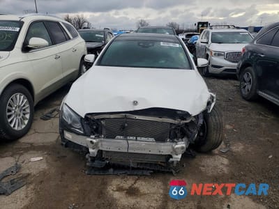 Piąte zdjęcie samochodu w środku: 2018 MERCEDES-BENZ E 300 4MATIC VIN:WDDZF4KB3JA399399 - miniatura