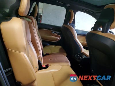 Zdjęcie 11 z 13 samochodu: 2016 VOLVO XC90 T6 VIN:YV4A22PKXG1044882 - miniatura