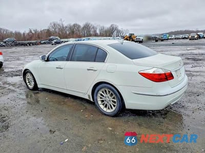 Drugie zdjęcie samochodu z przodu: 2009 HYUNDAI GENESIS 3.8L VIN:KMHGC46E09U061026 - miniatura