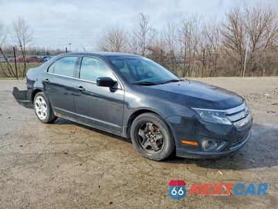 Czwarte zdjęcie samochodu z boku: 2011 FORD FUSION SE VIN:3FAHP0HA1BR266695 - miniatura