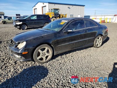 2007 MERCEDES-BENZ CLK 550 WDBTJ72H27F215066 - główne zdjęcie licytacji z USA - miniatura