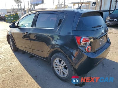 Drugie zdjęcie samochodu z przodu: 2014 CHEVROLET SONIC LT VIN:1G1JC6SH2E4217799 - miniatura