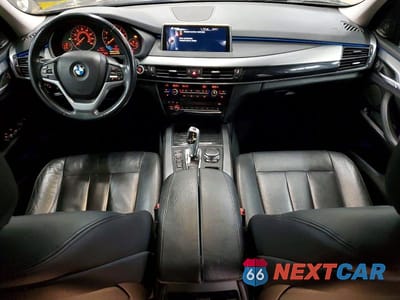 Zdjęcie 8 z 12 samochodu: 2015 BMW X5 XDRIVE35I VIN:5UXKR0C5XF0P00475 - miniatura