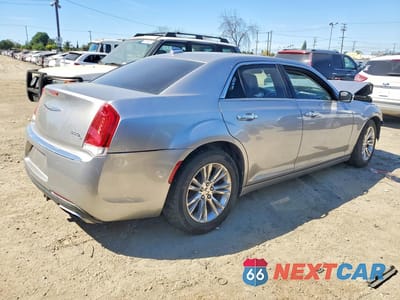 Trzecie zdjęcie samochodu z tyłu: 2017 CHRYSLER 300C VIN:2C3CCAEG2HH564339 - miniatura