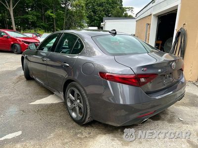 Trzecie zdjęcie samochodu z tyłu: 2017 ALFA ROMEO GIULIA TI Q4 VIN:ZARFAEEN9H7544398 - miniatura