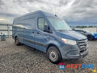 Czwarte zdjęcie samochodu z boku: 2019 MERCEDES BENZ SPRINTER 2500/3500 DELIVERY VAN VIN:WD4PF1CD5KT013206 - miniatura