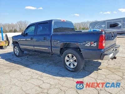 Drugie zdjęcie samochodu z przodu: 2005 CHEVROLET SILVERADO K1500 VIN:2GCEK13T451203741 - miniatura