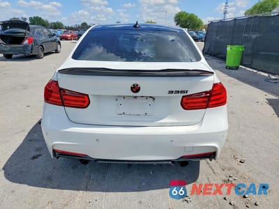 Zdjęcie 6 z 12 samochodu: 2013 BMW 335 XI VIN:WBA3B9C50DF140455 - miniatura