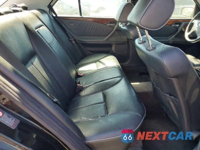 Zdjęcie 10 z 12 samochodu: 2002 MERCEDES-BENZ E 430 VIN:WDBJF70J12B404953 - miniatura