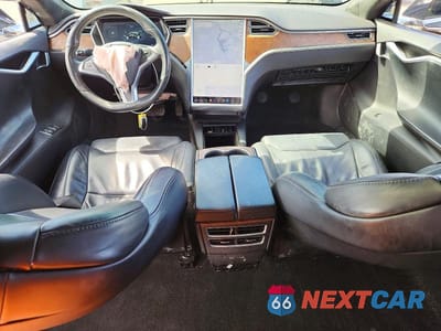Zdjęcie 8 z 13 samochodu: 2017 TESLA MODEL S VIN:5YJSA1E2XHF190831 - miniatura
