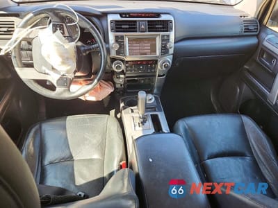 Zdjęcie 8 z 14 samochodu: 2011 TOYOTA 4RUNNER LIMITED VIN:JTEBU5JR0B5072504 - miniatura