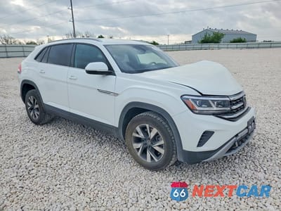 Czwarte zdjęcie samochodu z boku: 2021 VOLKSWAGEN ATLAS CROSS SPORT SE VIN:1V2LC2CAXMC239966 - miniatura