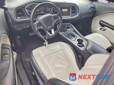 Zdjęcie 8 z 12 samochodu: 2015 DODGE CHALLENGER SXT PLUS VIN:2C3CDZBT0FH906199 - miniatura