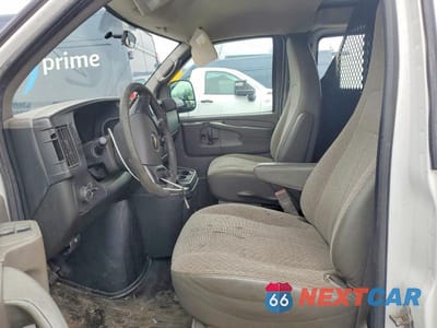 Zdjęcie 7 z 13 samochodu: 2015 CHEVROLET EXPRESS G2500 UTILITY / SERVICE VAN VIN:1GCWGFCF6F1215930 - miniatura