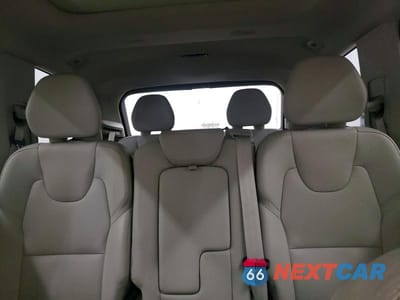 Zdjęcie 10 z 13 samochodu: 2022 VOLVO XC90 T6 MOMENTUM VIN:YV4A22PK3N1840578 - miniatura