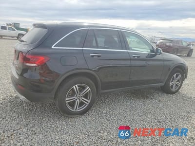Trzecie zdjęcie samochodu z tyłu: 2021 MERCEDES-BENZ GLC 300 4MATIC VIN:W1N0G8EB9MV308533 - miniatura