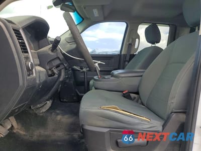 Zdjęcie 7 z 13 samochodu: 2016 RAM 1500 ST VIN:1C6RR7FT7GS118270 - miniatura