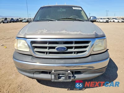 Piąte zdjęcie samochodu w środku: 2001 FORD F-150 VIN:1FTRW07L81KA90283 - miniatura