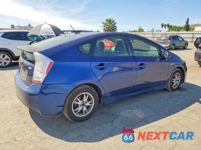 Trzecie zdjęcie samochodu z tyłu: 2010 TOYOTA PRIUS III VIN:JTDKN3DU2A5110299 - miniatura